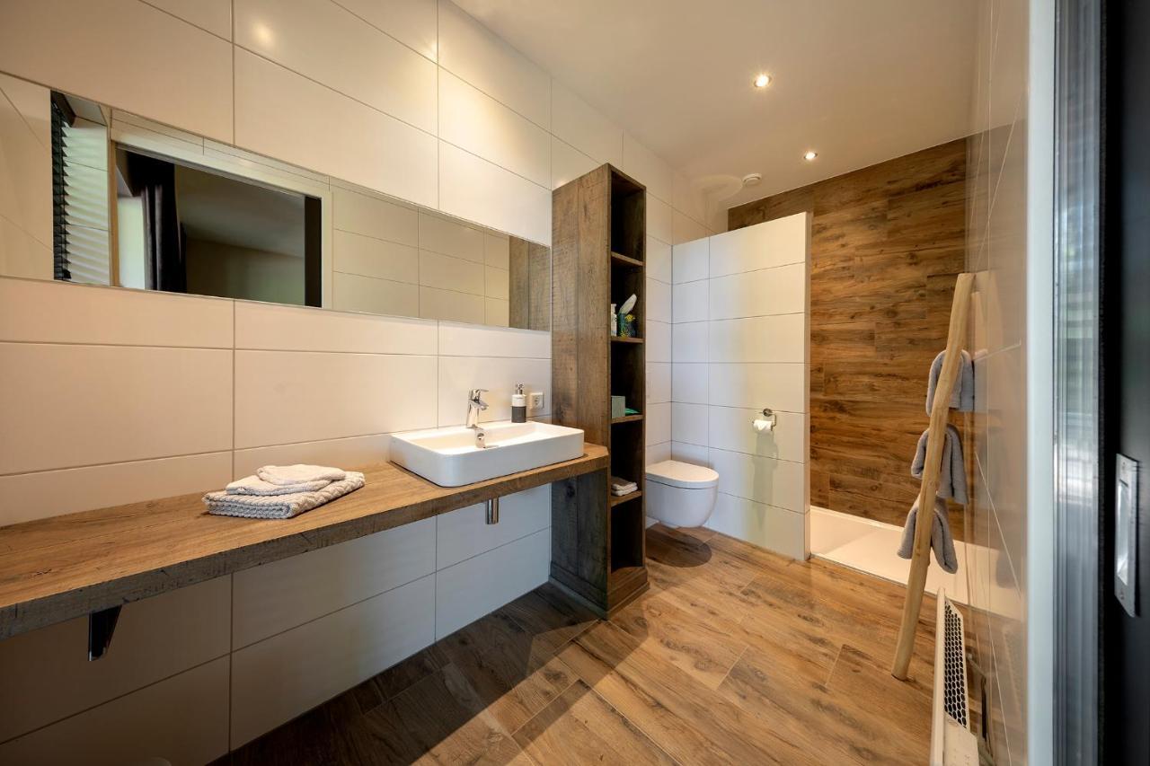 Bed and Breakfast Aubergine Logeren & Dineren Tegelen Exterior foto